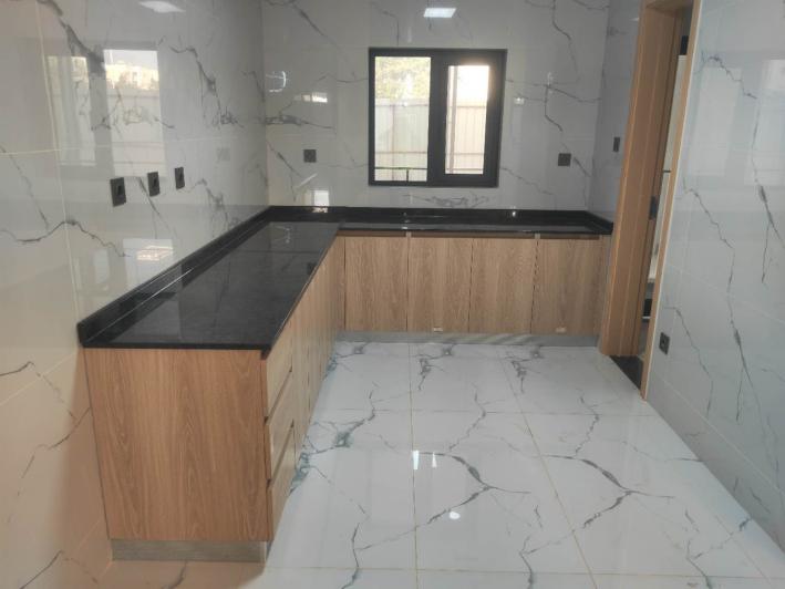 Isolamento Térmico de Câmaras Frigoríficas (Cadeia de Frio Kilamba)